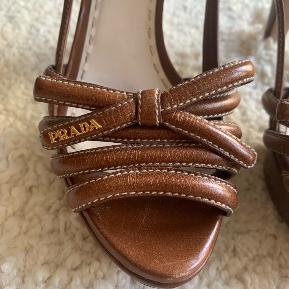 PRADA leather & comfy